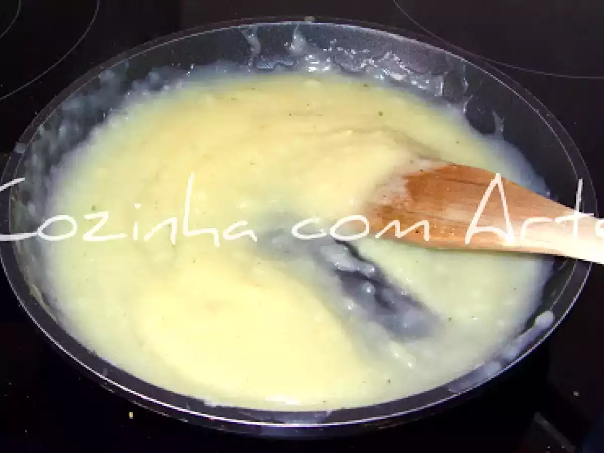 Crepes de frango envolvidos em béchamel - foto 2
