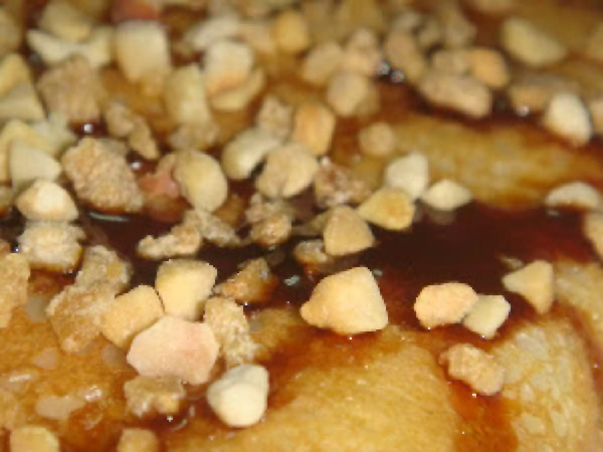Crepes de Gelado com Topping de Caramelo e Crocante de Amendoim - foto 3
