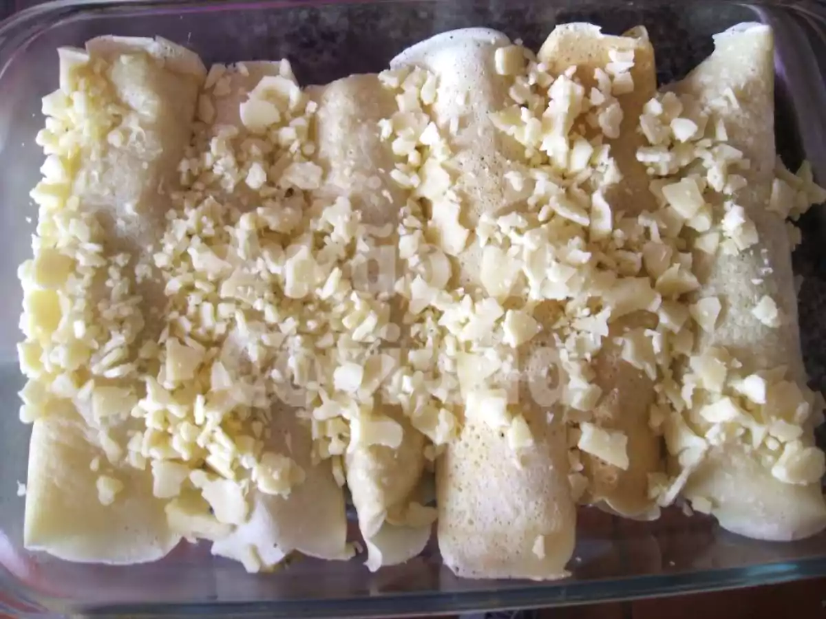 Crepes recheados com frango e legumes - foto 4
