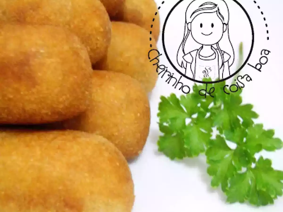 Croquete cremoso de carne