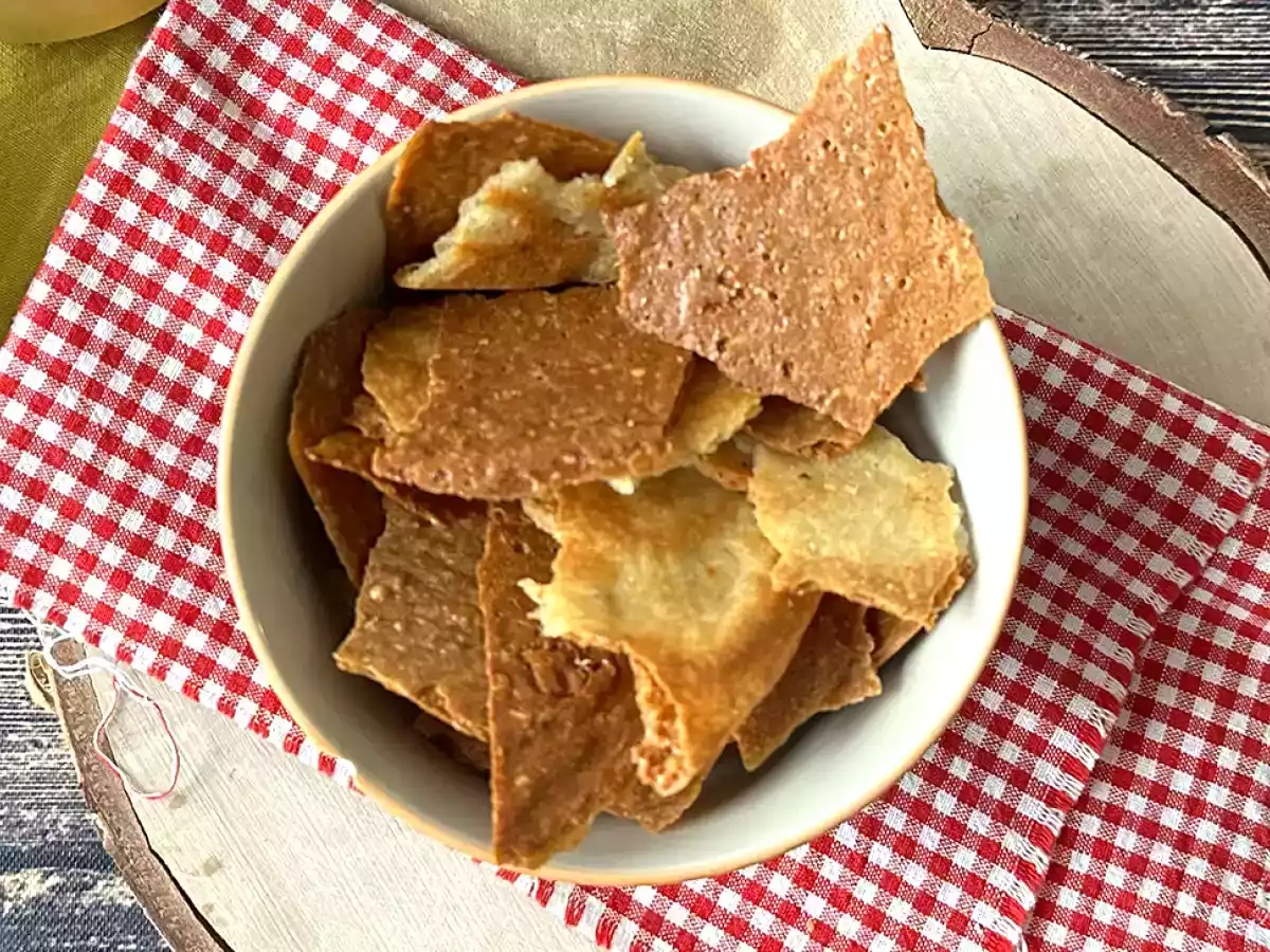Crostini, o aperitivo de parmesão bem crocante - foto 5