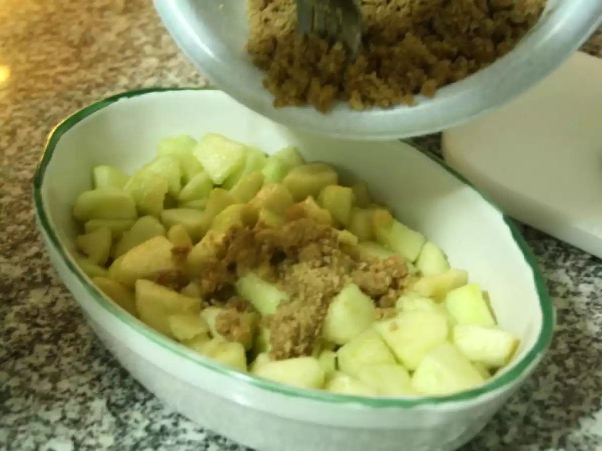 Crumble de maçã com nozes e canela - foto 9
