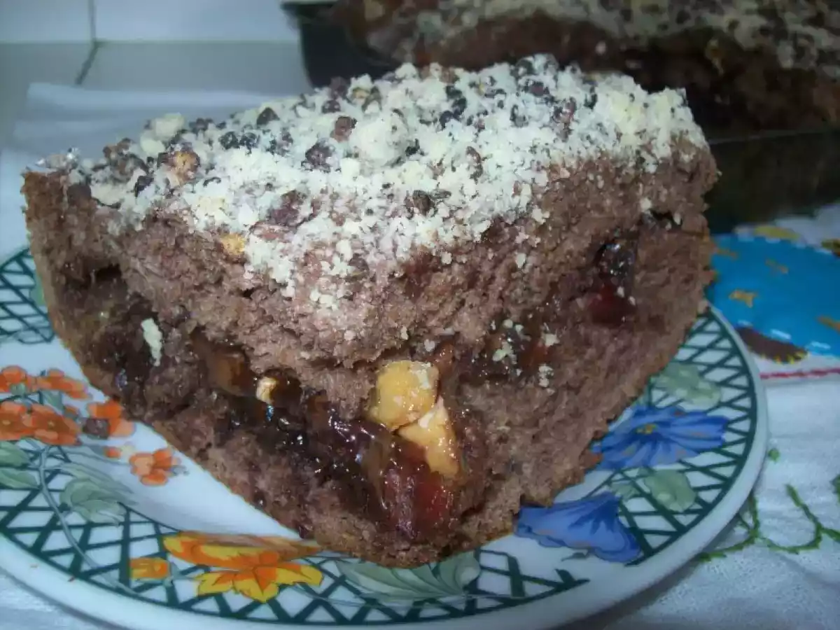 CUCA DE BOMBOM