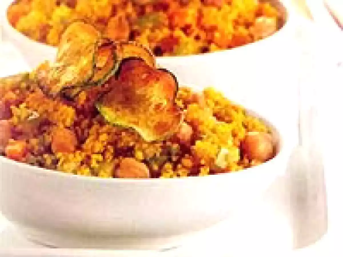 Cuscuz Marroquino com Cúrcuma, Legumes e Grão-de-Bico (vegana)