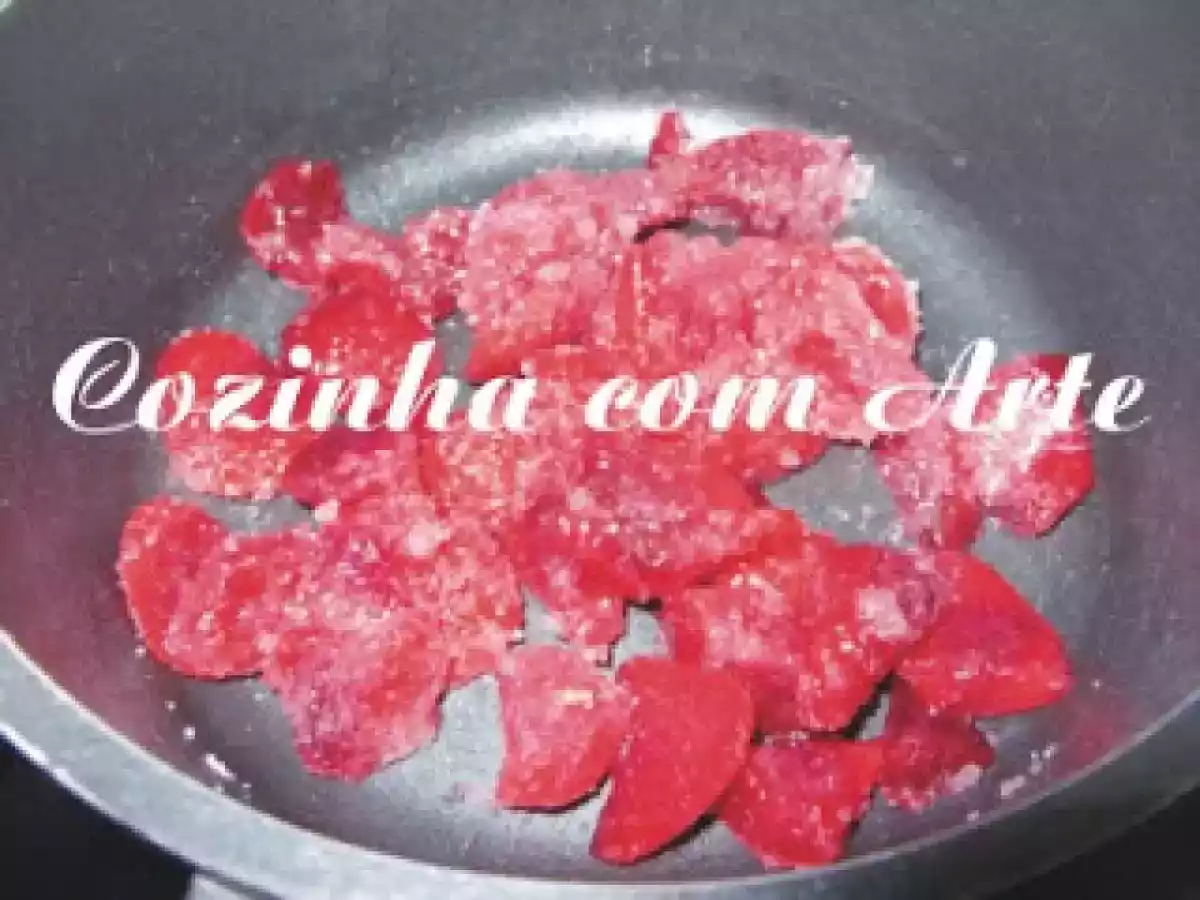 Doce de ameixa com iogurte - foto 2