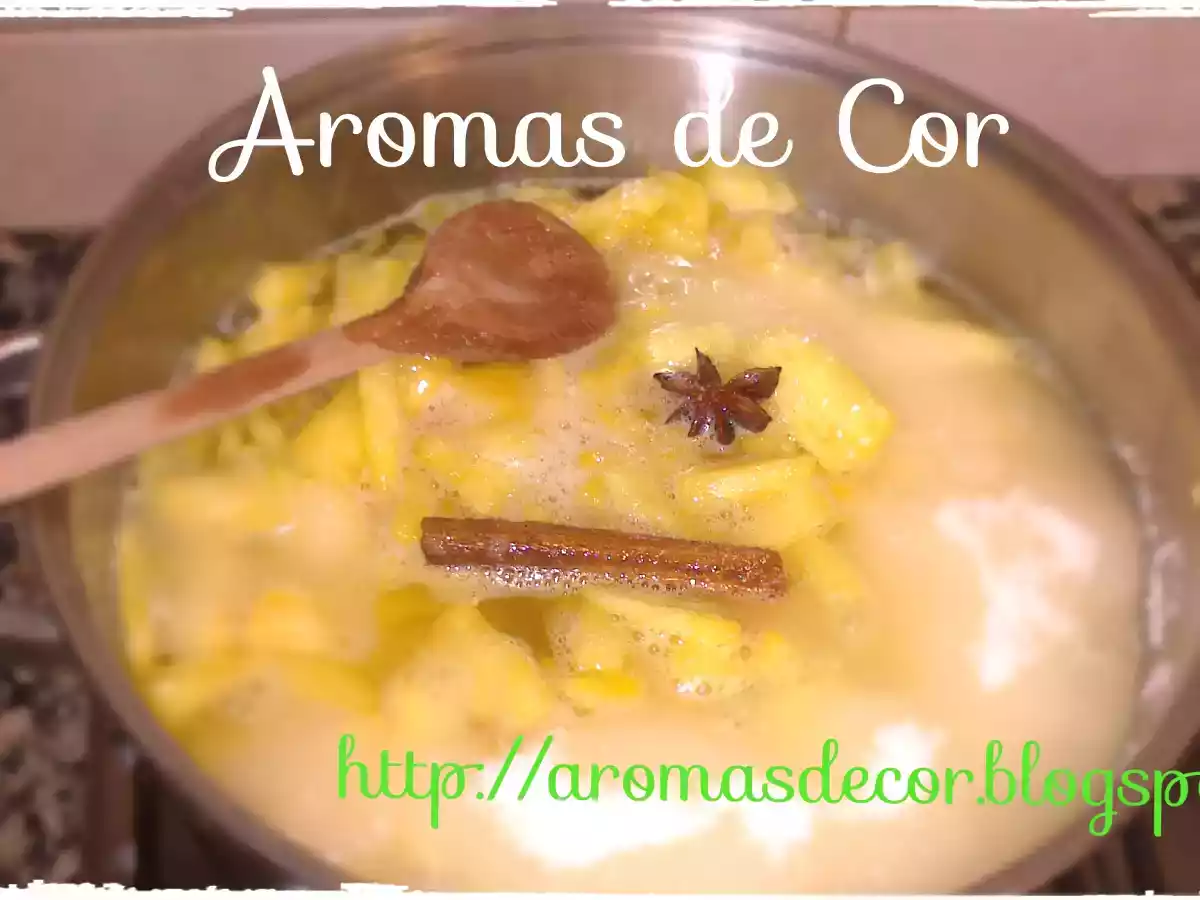 Doce de ananás, anis e canela