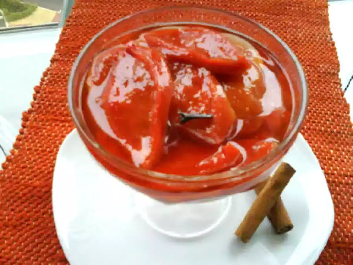 DOCE DE GOIABA EM CALDA NA PANELA DE PRESSÃO