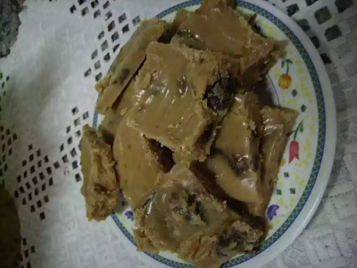 Doce de leite em pó com ameixa em pedaços (Érica)