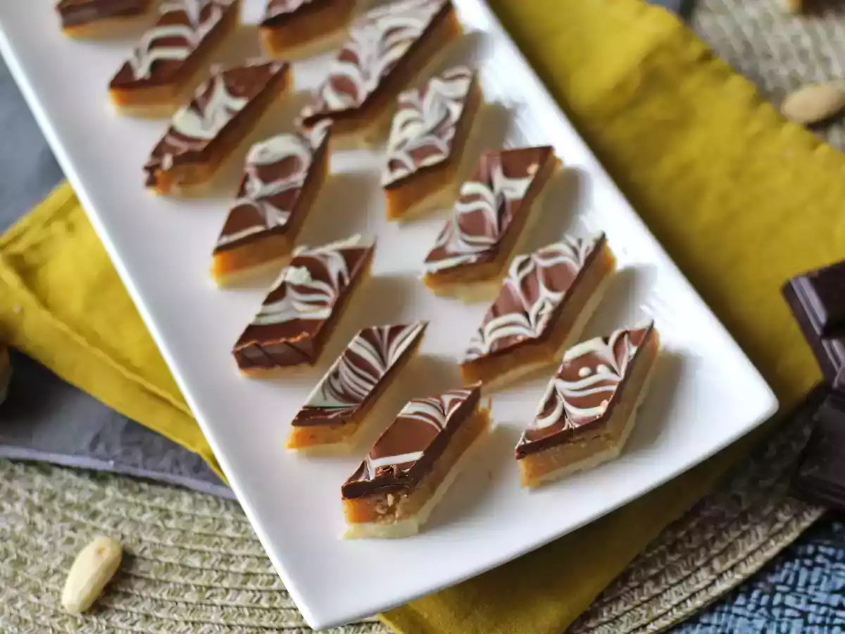 Doce marroquino Rkhama com amendoim e chocolate, fácil e sem forno - foto 2