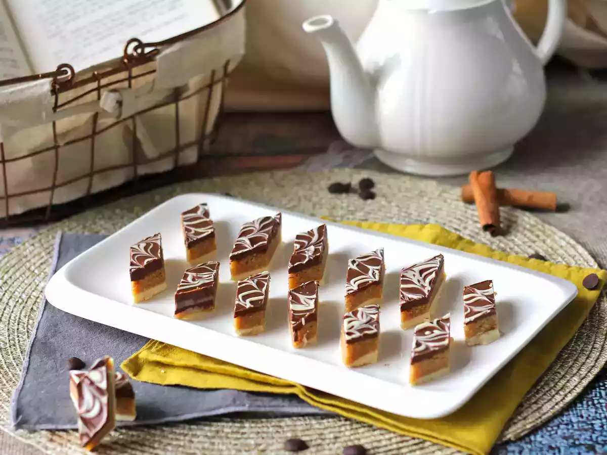 Doce marroquino Rkhama com amendoim e chocolate, fácil e sem forno - foto 6