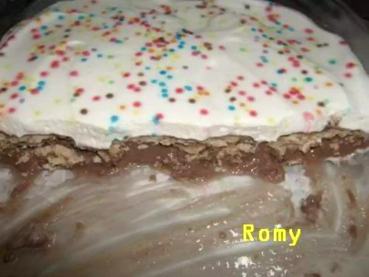Doce rápido de chocolate e bolacha