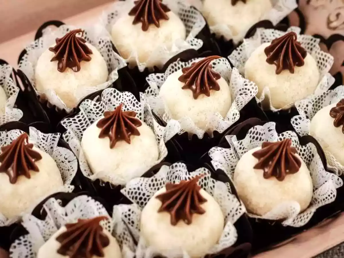 Docinhos de Leite Ninho com Nutella