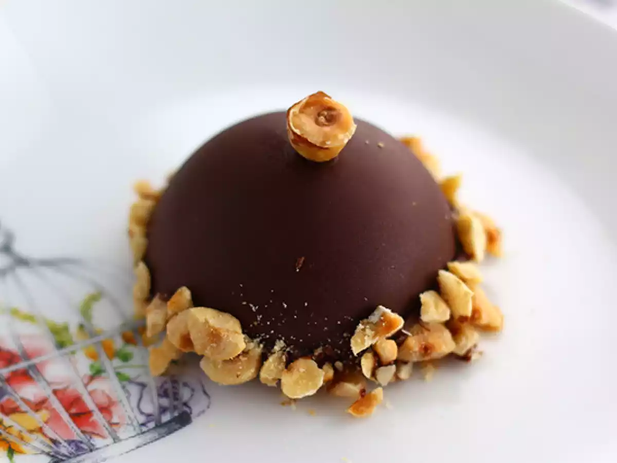 Domos de chocolate e avelã - foto 3