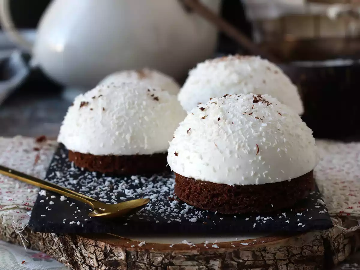 Domos de chocolate e coco, tão lindos quanto deliciosos