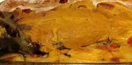 Dourada em capote de couve lombarda
