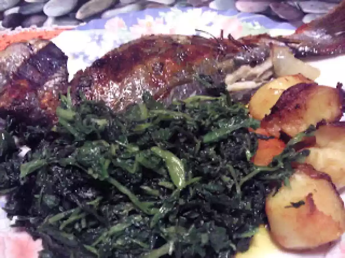 Dourada no Forno com Batatas e Grelos Salteados - foto 3