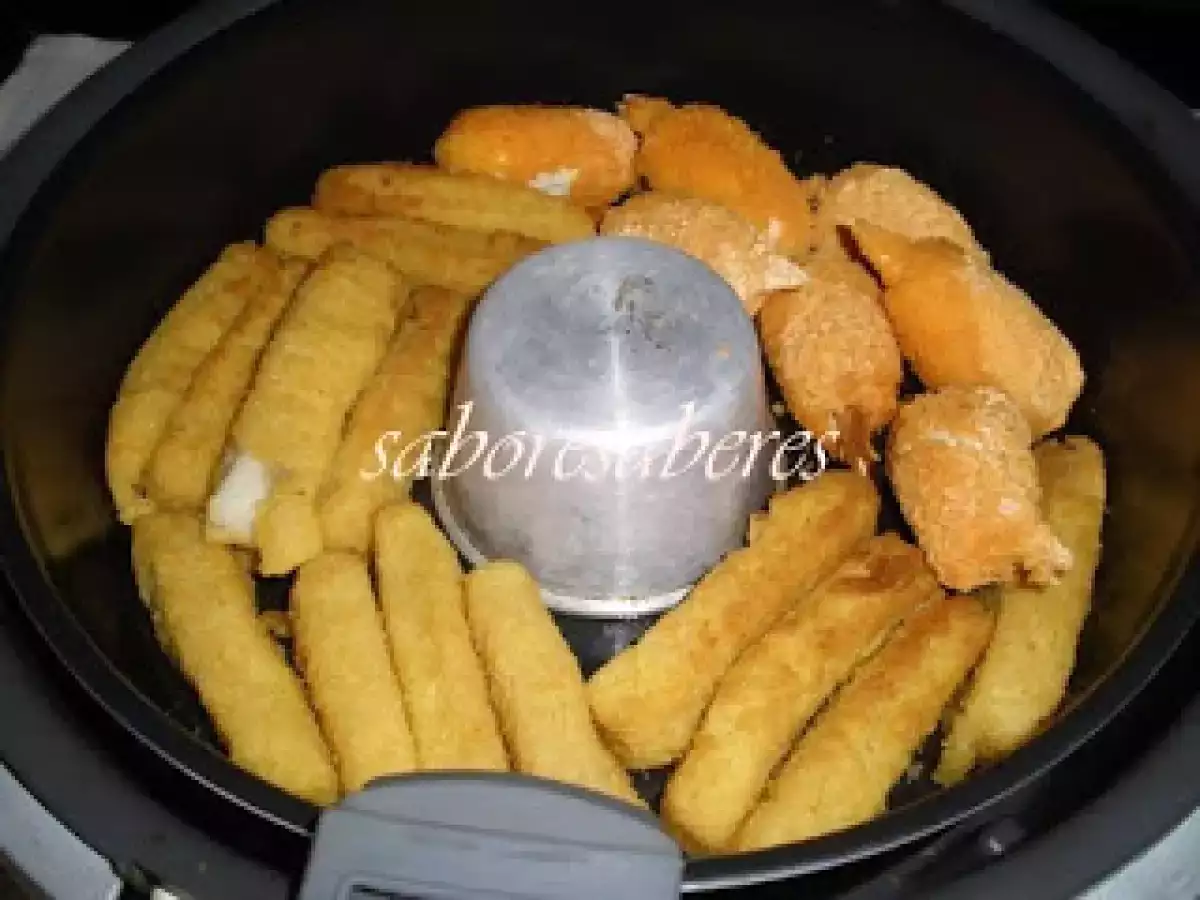 Douradinhos de Pescada acompanhados Nero Di Sépia e Miolo de Camarão - foto 2
