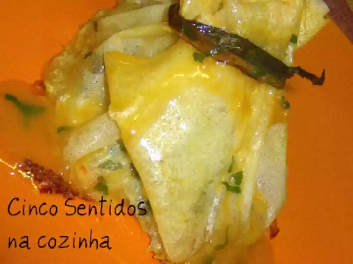 Embrulhos de pescada em massa brick - foto 3