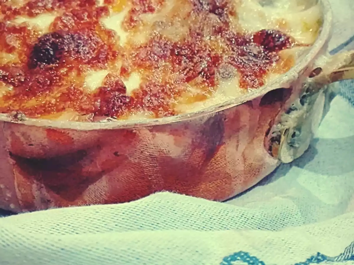 Empadão de brócolos e atum com béchamel