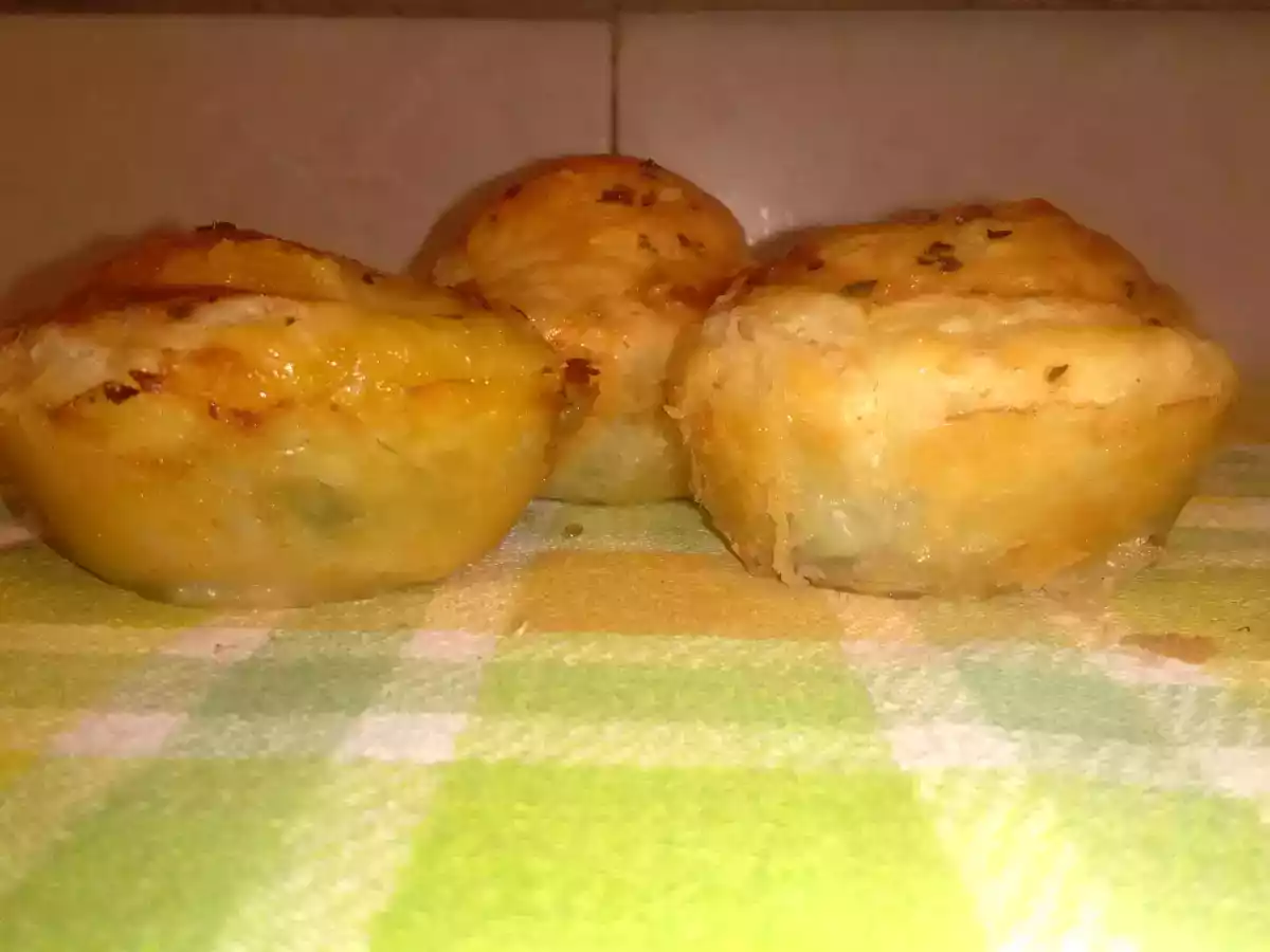 Empadas de salmão fumado, espinafres e queijo feta - foto 2