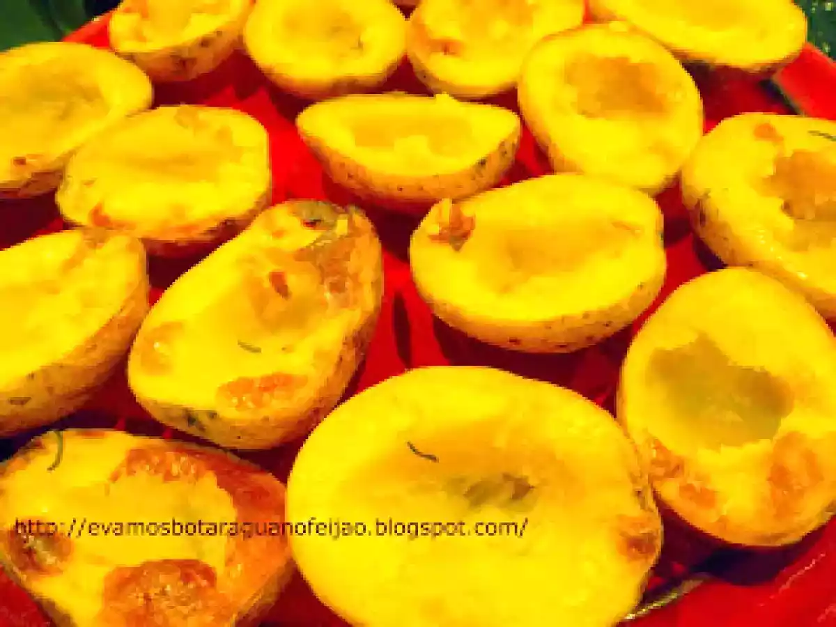 Entradinha com batatas assadas e camarões - foto 2