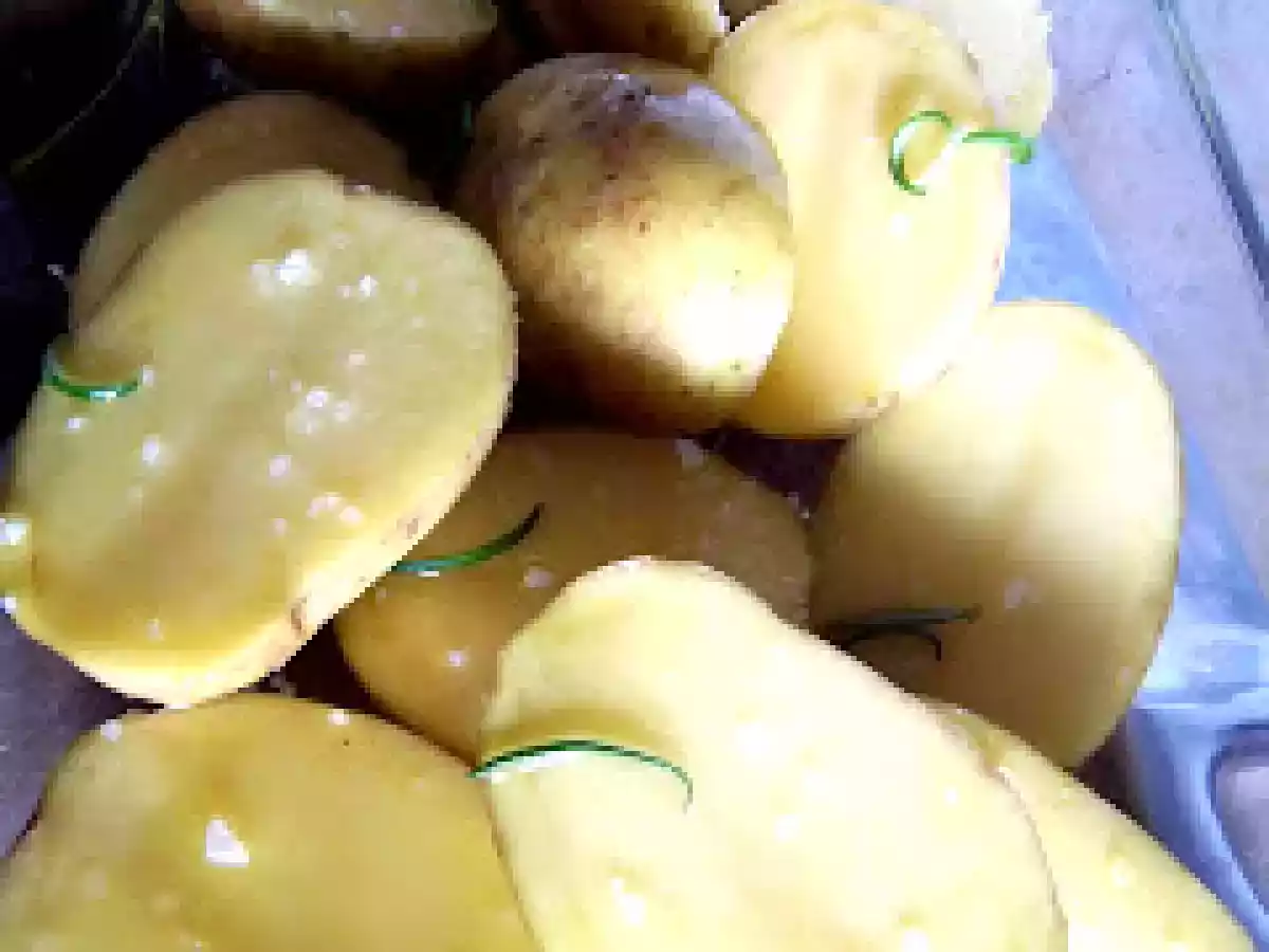 Entradinha com batatas assadas e camarões - foto 4