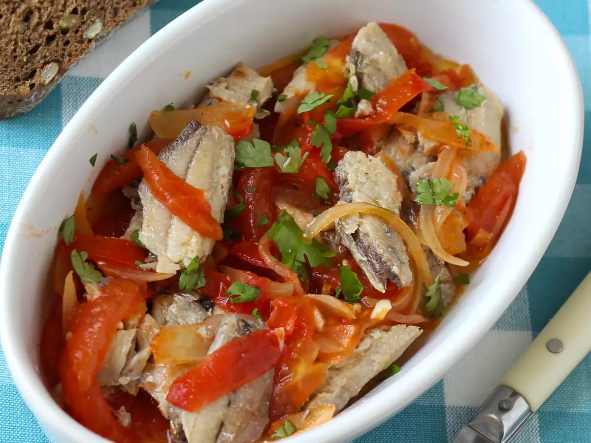 Escabeche de sardinha em lata