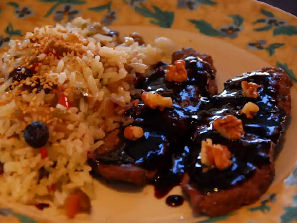 Escalope de Filé ao Molho de Amoras com Arroz de Beringela