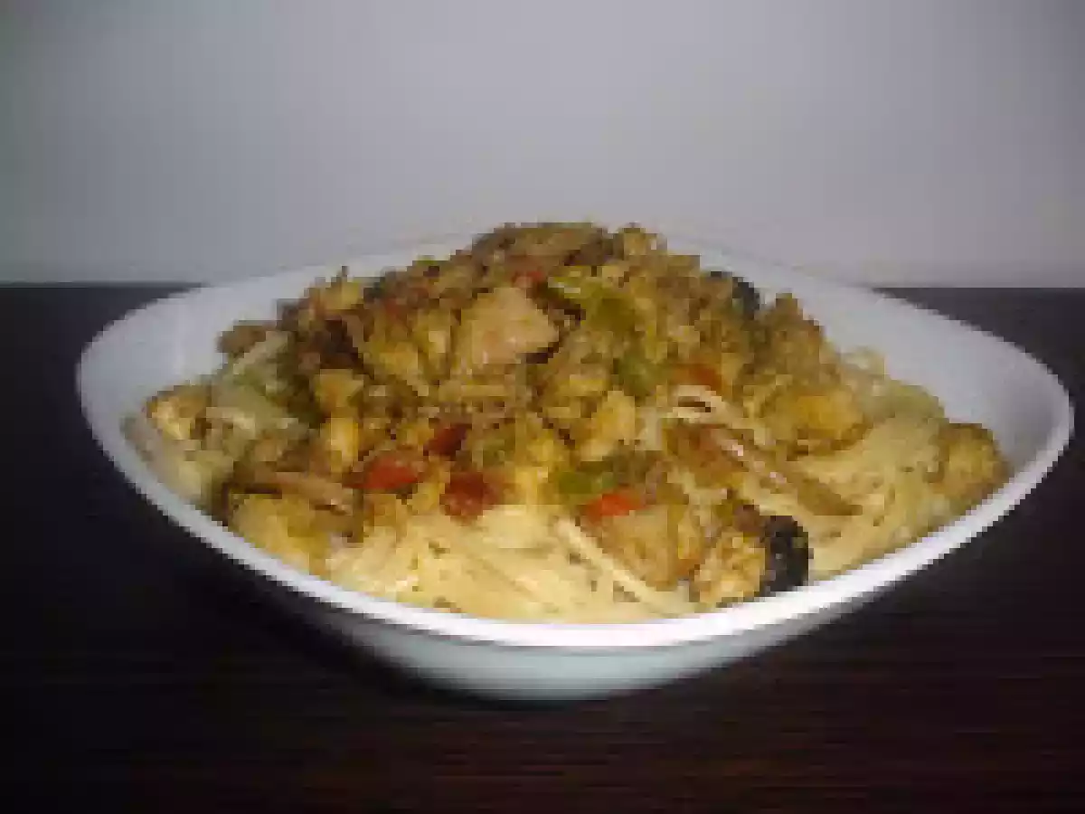 Esparguete com Frango e Pimentos ao Caril - foto 5