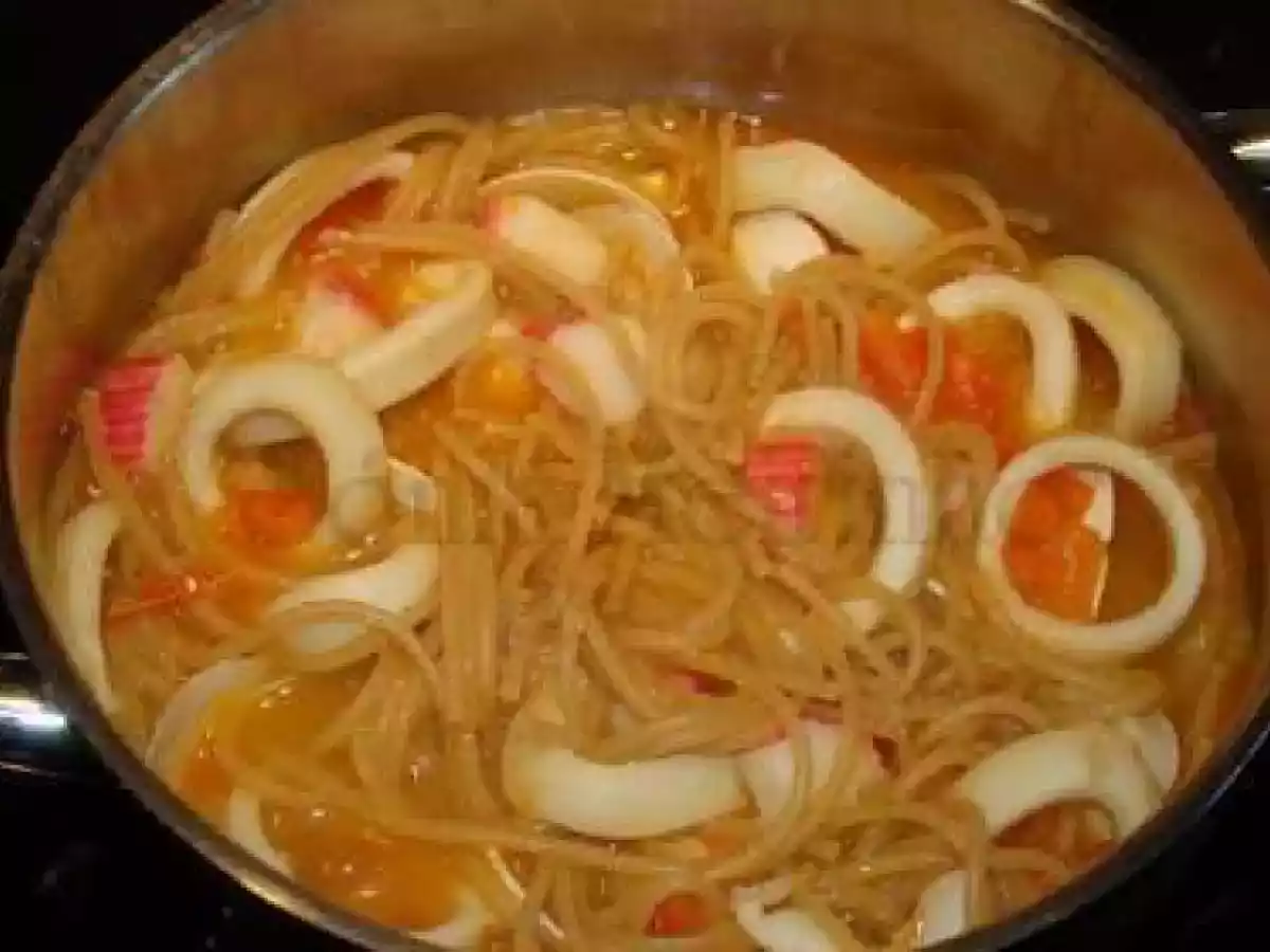 Esparguete Integral com Rodelas de Pota e Amêijoas - foto 2