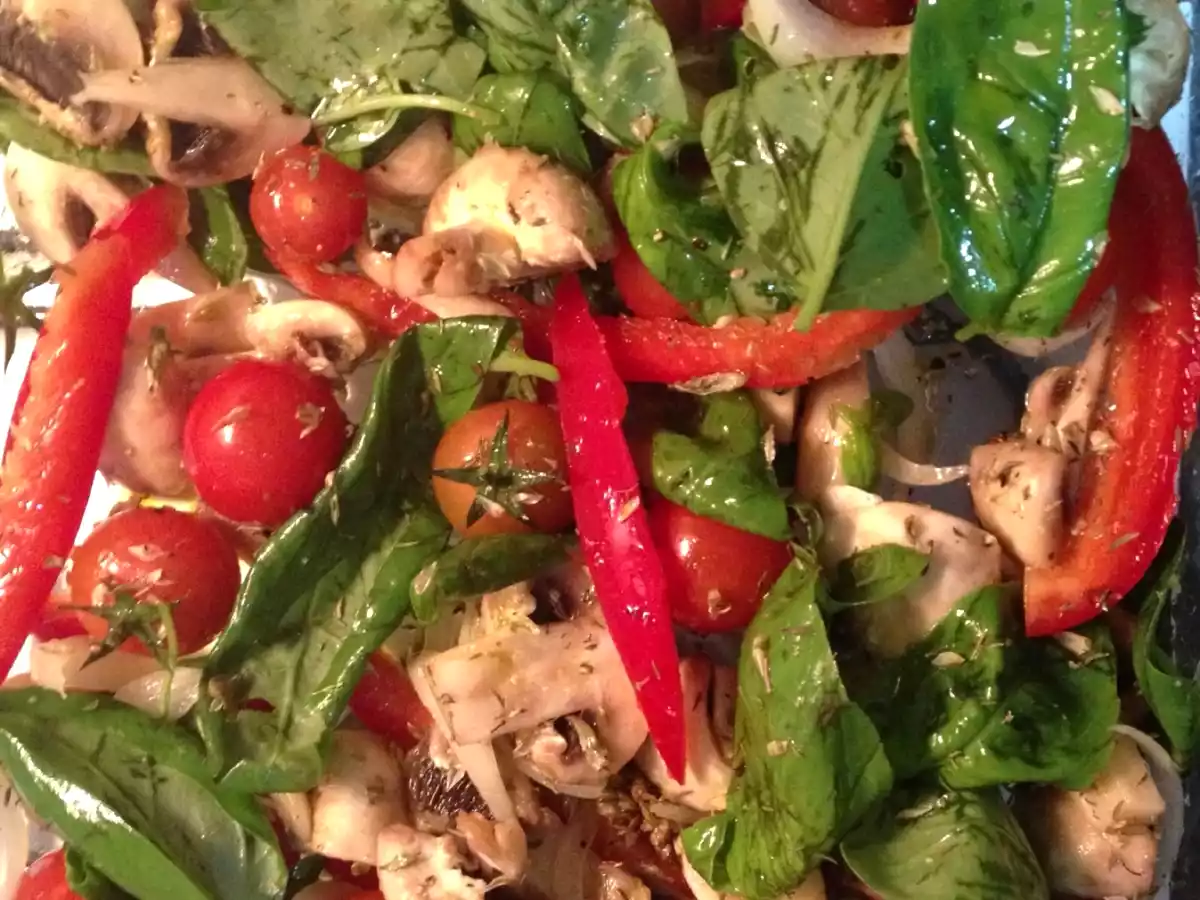 Esparguete picante com legumes assados