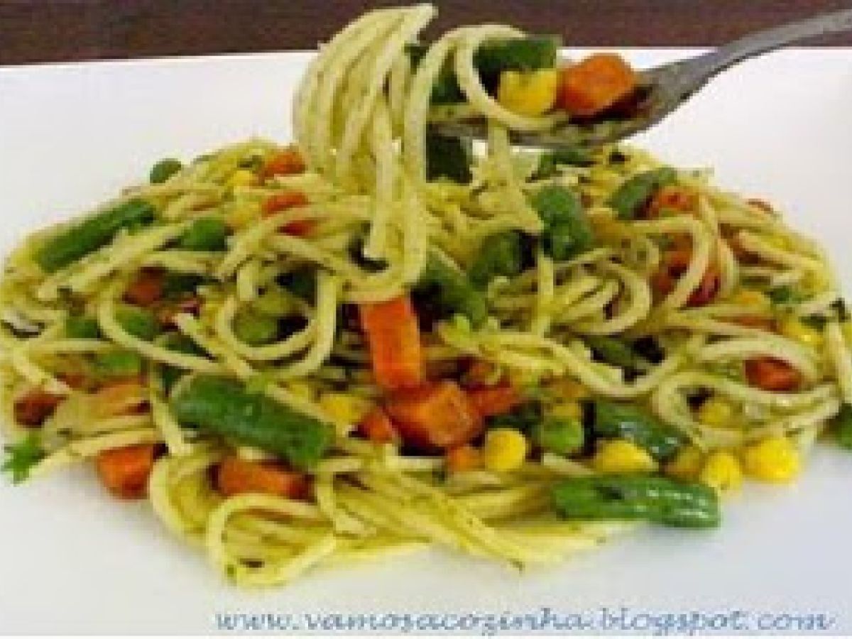 Esparguete vegetariano