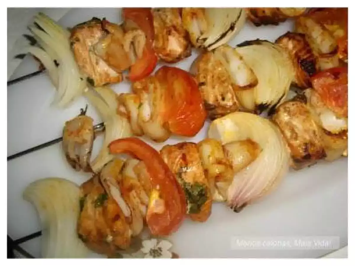 Espetada de Salmão e Lulas - foto 2