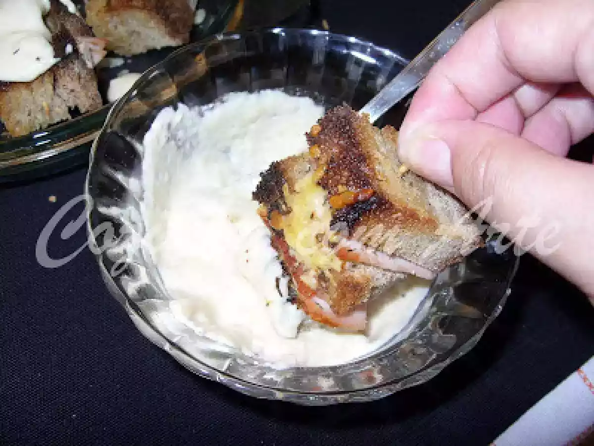 Espetadas de pão com creme de queijo