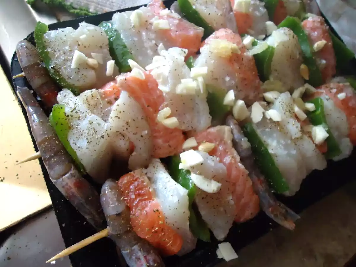 Espetadas de peixe grelhadas - foto 3