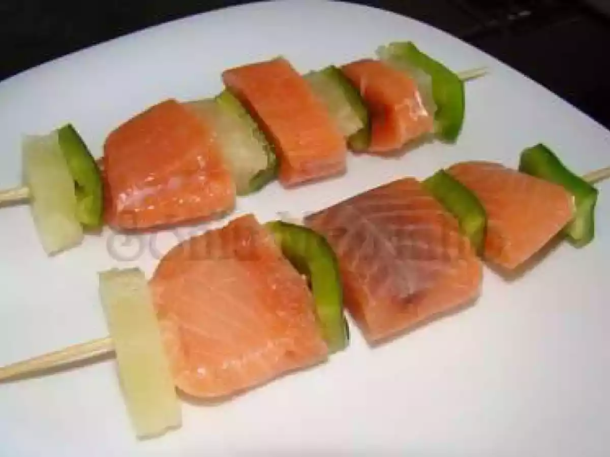 Espetadas de Salmão com Pimento e Ananás - foto 2