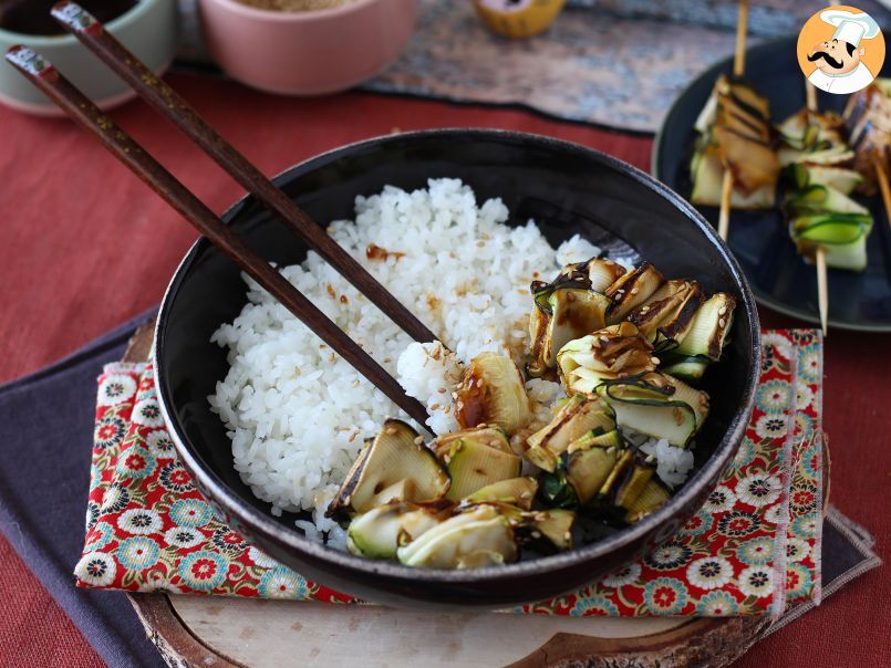 Espetinho de curgete (abobrinha) com um delicioso molho asiático picante - foto 3