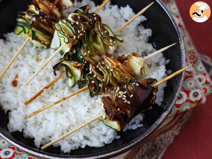 Espetinho de curgete (abobrinha) com um delicioso molho asiático picante - foto 5