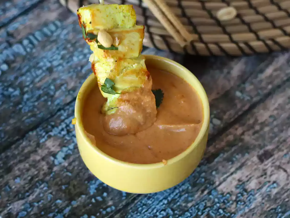 Espetinhos de frango com molho satay, uma viagem culinária à Ásia! - foto 6