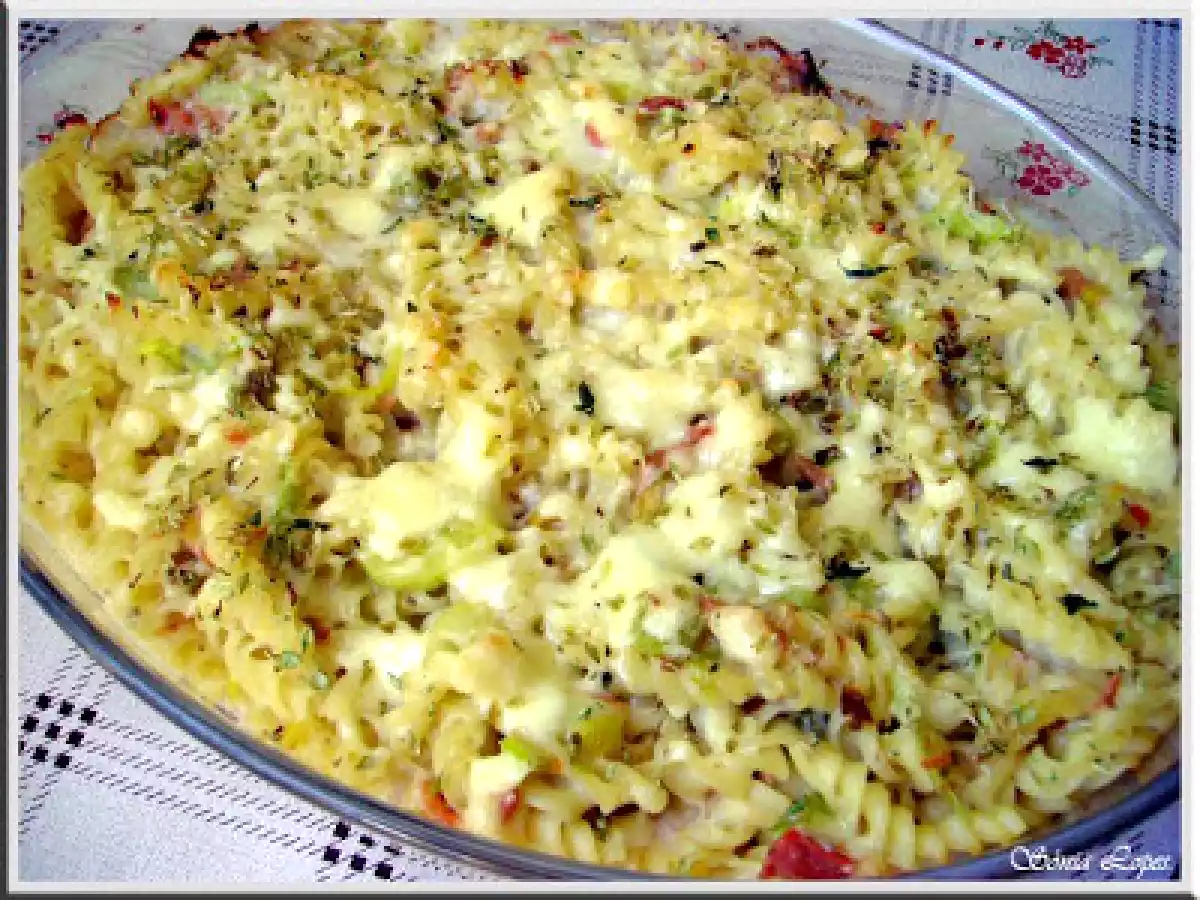 Espirais Com Atum e Alho Francês