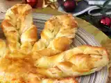 Estrela de Natal folhada e recheada com salmão e queijo, foto 1