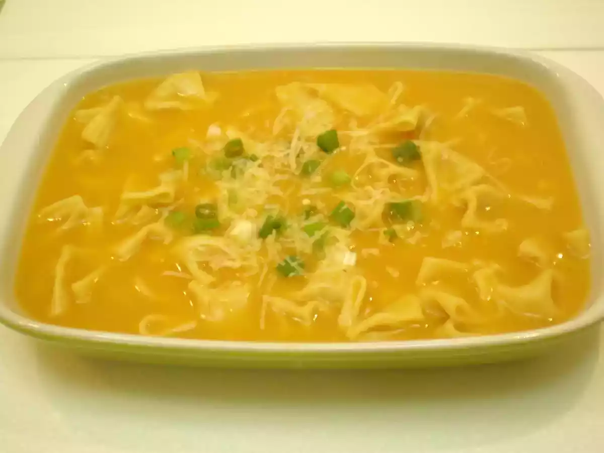 Fagotini 4 Queijos in Brodo