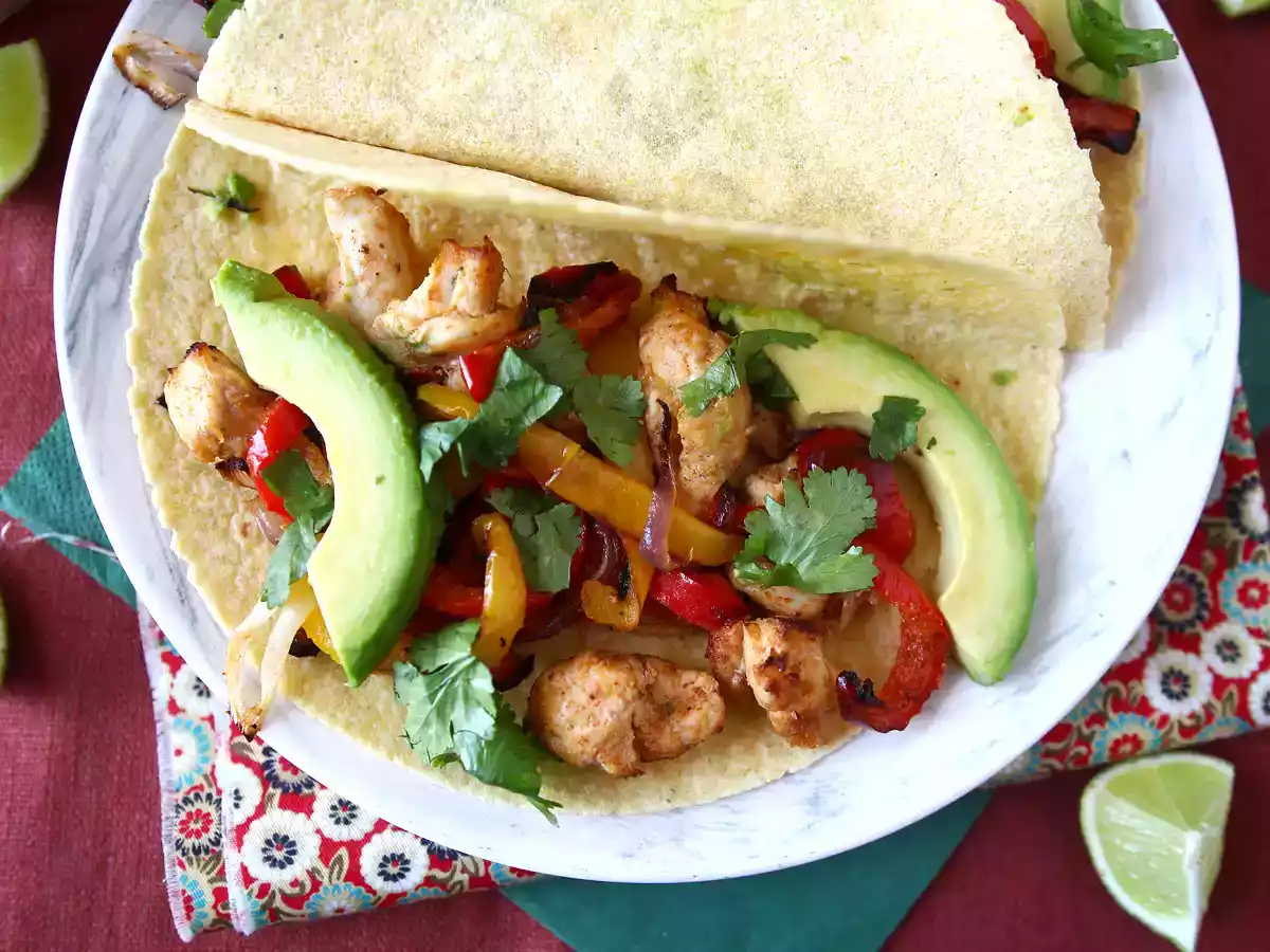 Fajitas de frango e pimentão na Air Fryer - foto 6