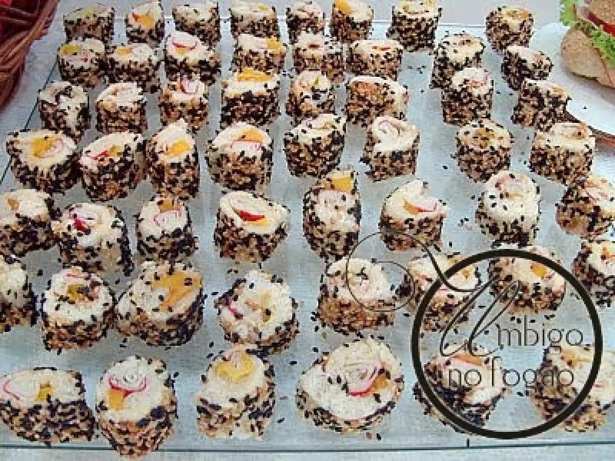 FALSO SUSHI DE PÃO