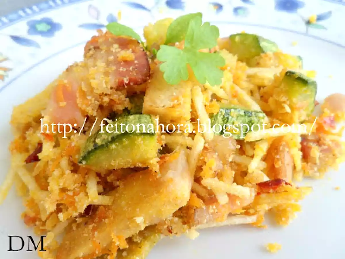 Farofa de carne de porco com abobrinha