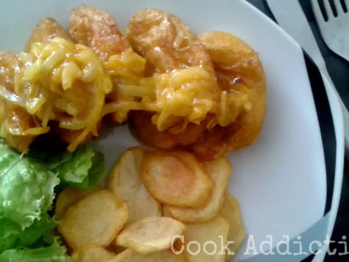 Farófias de bacalhau com molho de gemas