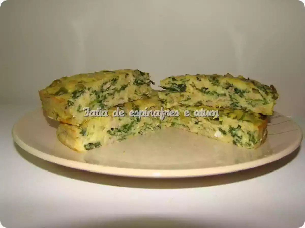 Fatia de espinafres e atum - foto 2