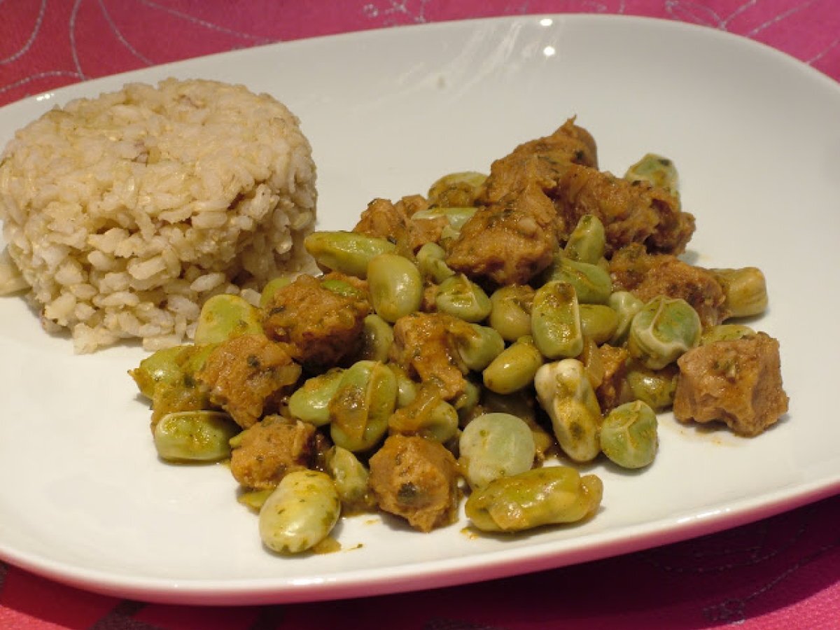 Favas guisadas com Soja grossa