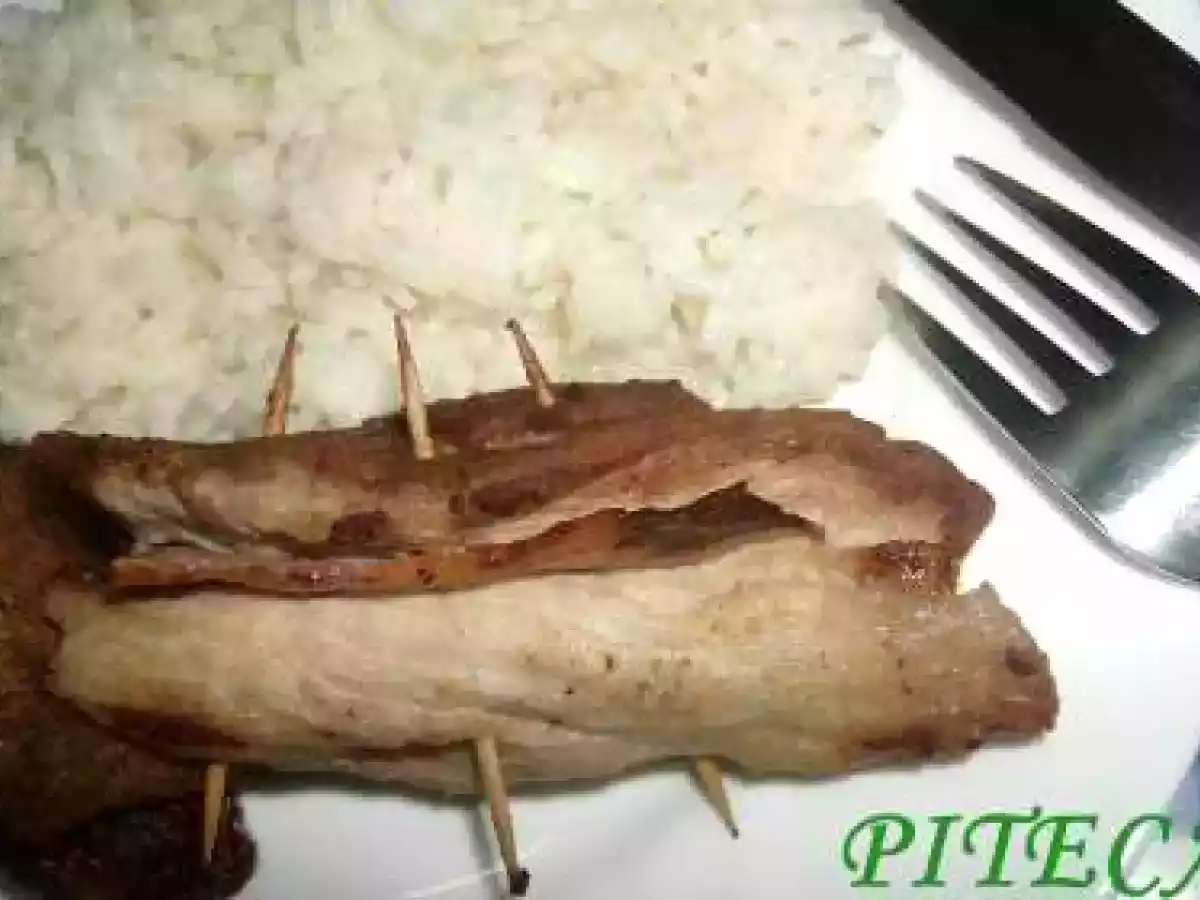 Febras enroladas com bacon