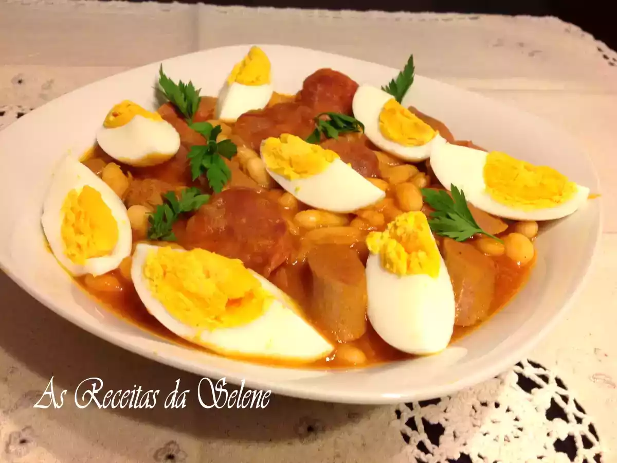 Feijão Branco com Salsichas e Chouriço